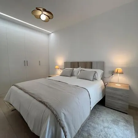 Seaview 2 - Sunset Experience Apartment *